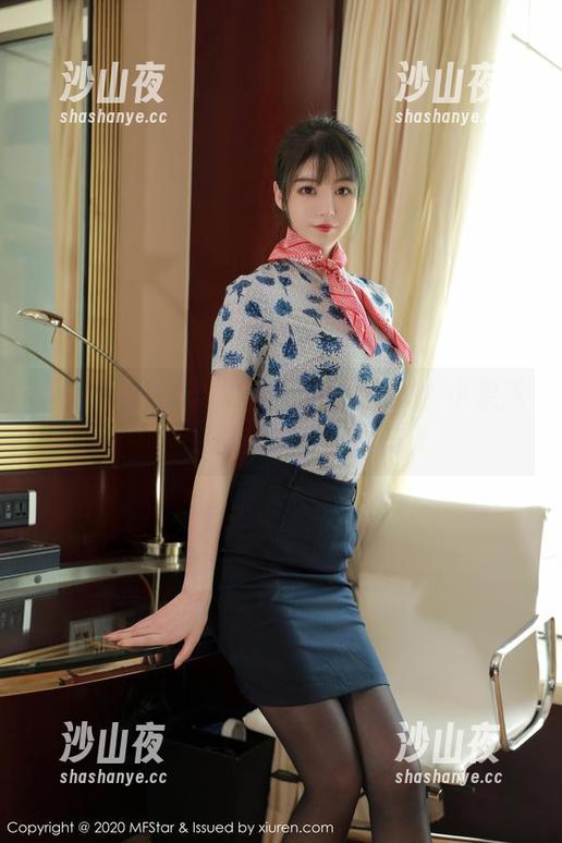模范学院 - 卧槽，合成壁纸了吗？小果冻儿兔女郎合集好像在玩火
