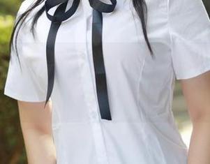 模范学院 – 黄乐然的新作，裤里丝，下载前先望一眼？