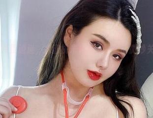 微密圈 – 免费速递，水蜜桃米米与大幂幂的微妙关系，挖吧挖吧！
