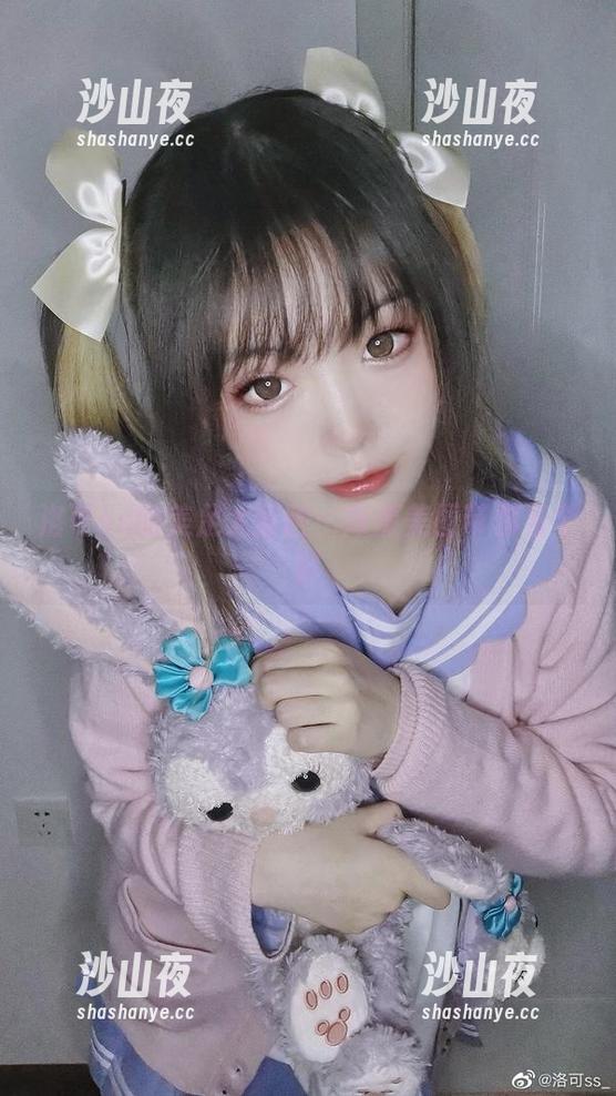 洛可ss的美足大冒险：高清美图带你看个够
