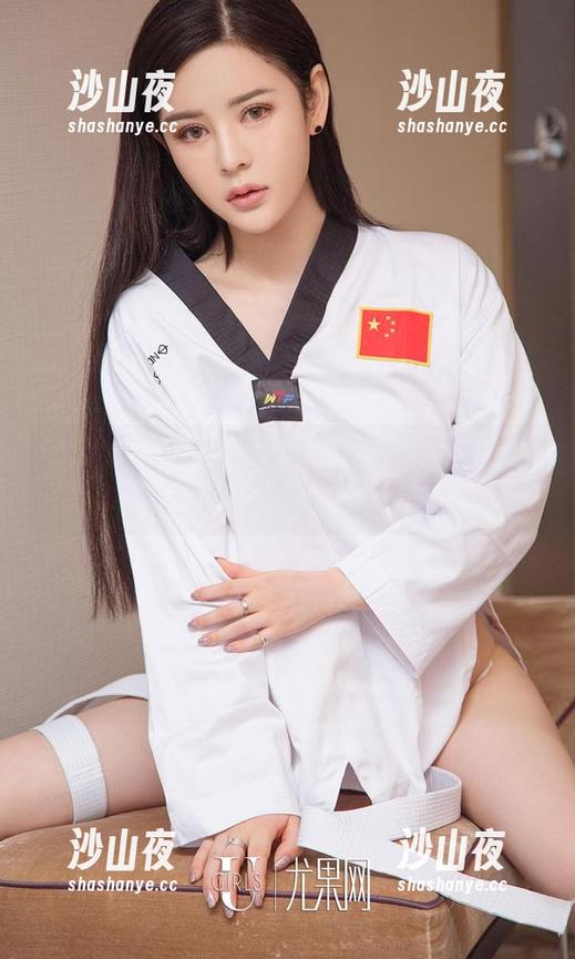 爱尤物 - 菲儿为兔女郎加戏，高清资源像是被萌化的云彩！