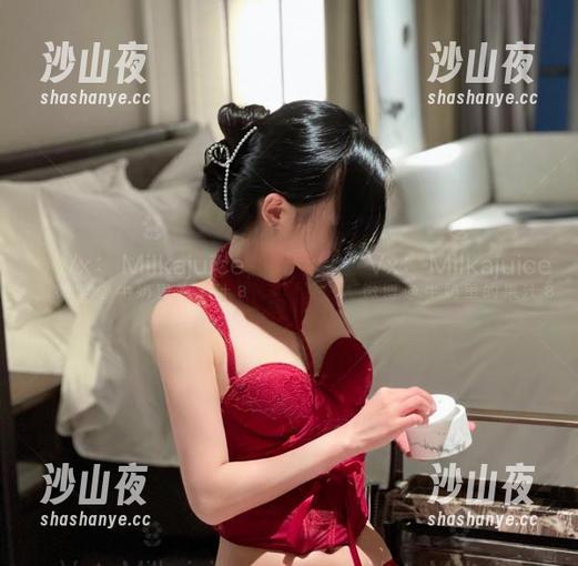 微密圈 - 这“牛奶里的果汁”的浴室高清套图，光影恰就看得我有点走神…