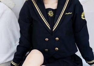 物恋传媒 – 菜菜的“与温暖相伴”作品集：务必确保你的保护膜足够温暖，不然会受伤哦！