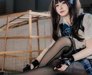 白莉爱吃巧克力的梦幻裤装——我们偷偷把原图放在作品集里哦