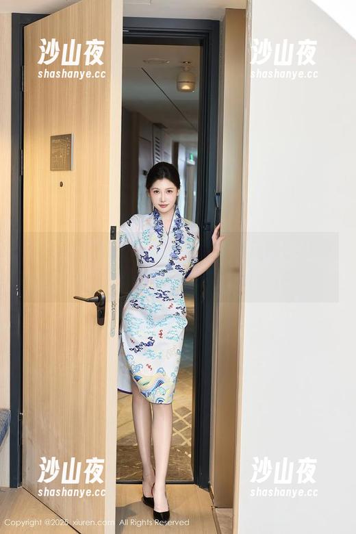 秀人网 - Angela小热巴写真在线，从悬疑到温情，下载随你！