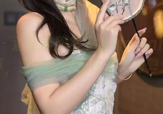 秀人网 – 近距离欣赏安然maleah的粉色写真，我的眼睛都在发光利弊久矣