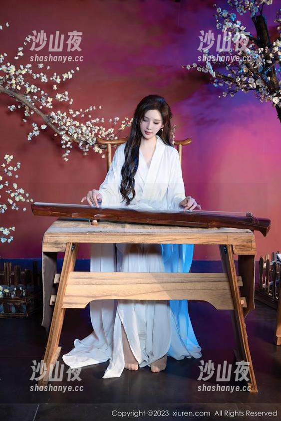 秀人网 - 无圣光的柒喜小baby天使套图，真实展示信仰的扭曲。