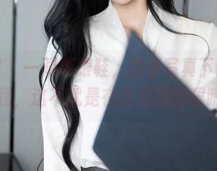 秀人网 – 一双高跟鞋，高清写真下的王雅姗是我，这不就是在挑逗我的眼睛吗？