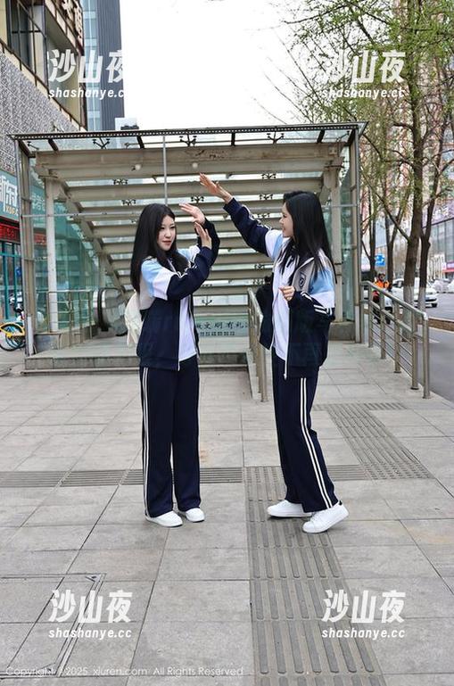 秀人网-瑞瑞ruirui 秀人网 - 瑞瑞ruirui的瑜伽版写真集:打破空间极限,身体柔韧性不再是神话!