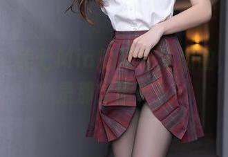 秀人网 – 美七Mia的网袜狂想曲，资源总是那么意外！
