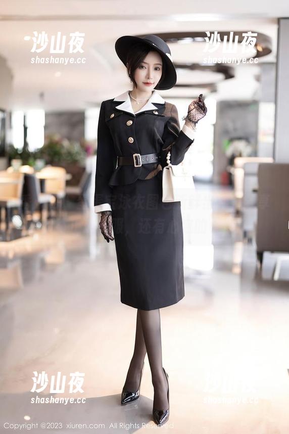 秀人网-蛋蛋宝 秀人网 - 蛋蛋宝泳衣图包新鲜出炉,分享的不止是衣服,还有心底的小疑惑