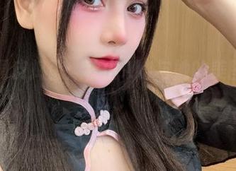 资源调皮捣蛋：秋山AkI与她的美图狂想曲！