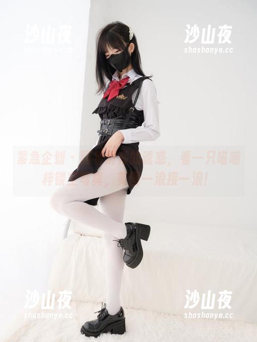 紧急企划-一只喵喵梓 紧急企划 - 隔着屏幕的诱惑,看一只喵喵梓镂空写真,美图一浪接一浪!
