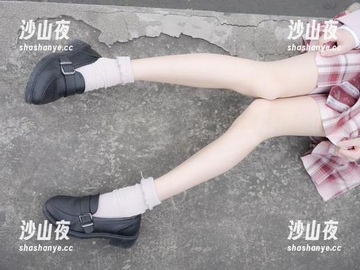 紧急企划-小恩 紧急企划 - 小恩的眼镜:一场图集中和镜片的无终止对话