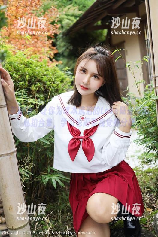 美媛馆 - 让你为课本流泪的Love陆瓷制服私拍合集，学习也需要视觉养分呀