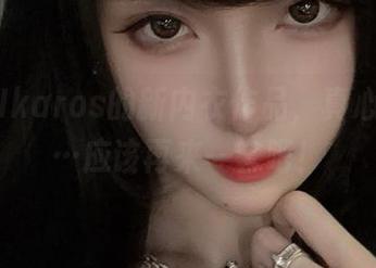 腐团儿Ikaros的新内衣作品，真心觉得……应该再来一套吧！
