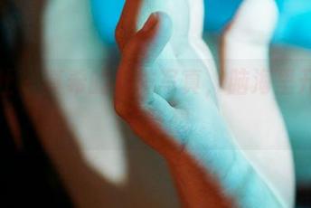 蜜桃社 – 真希的棉袜写真，脑海里开始放飞奇想