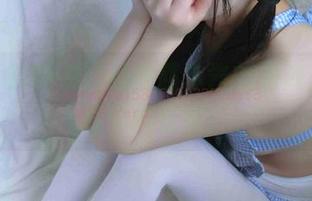 你心爱的睡衣已经在西尔酱的图库上，下载个痛快吧！