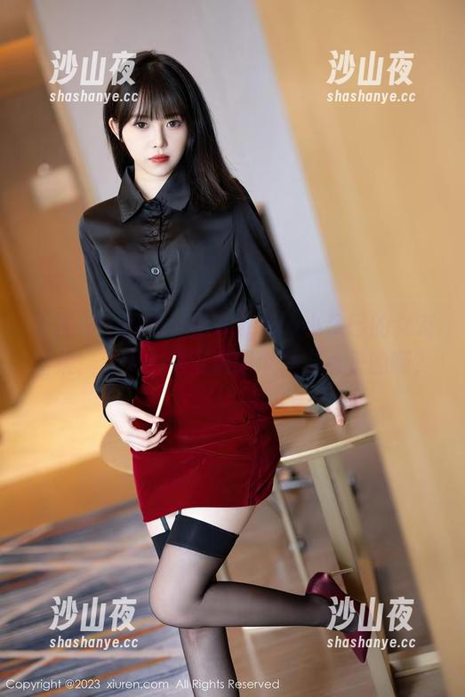 语画界 - 翻动一遍Angela小热巴的女友图集，老天，这资源哪个女友负责的啊？