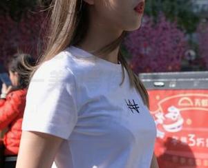 魔镜街拍：在这高跟皮裤里，走出一条不寻常的街——美图等你来收藏，资源通通放福利！